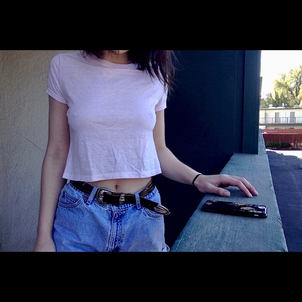 Baby pink crop tee